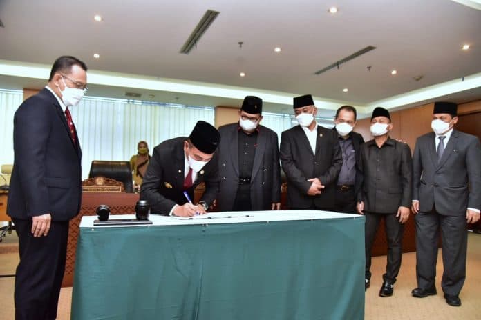 apbd_sumut_2022_disahkan_gubsu_optimis_ekonomi_tumbuh_24