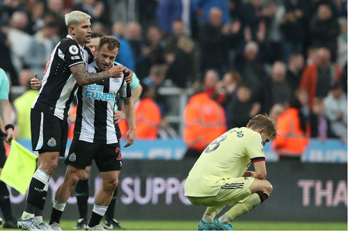 arsenal_tumbang_0_2_di_markas_newcastle_united