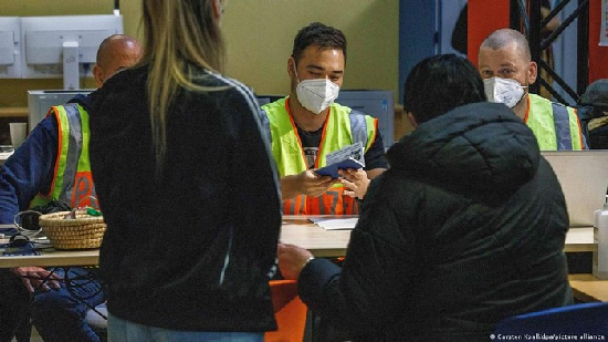 arus_migrasi_ke_jerman_2022_meningkat_pesat_melebihi_krisis_pengungsi_2015