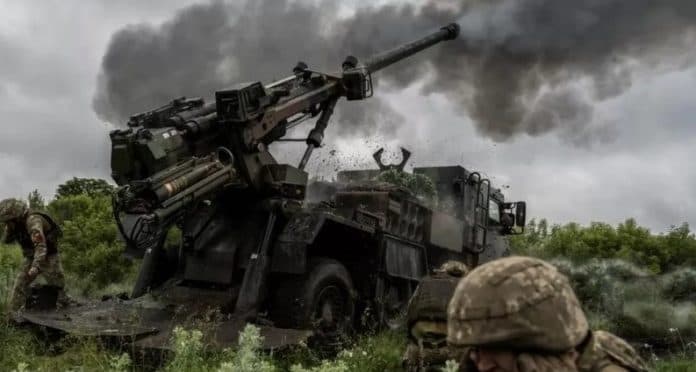 as_ukraina_menggunakan_amunisi_bom_curah_melawan_rusia