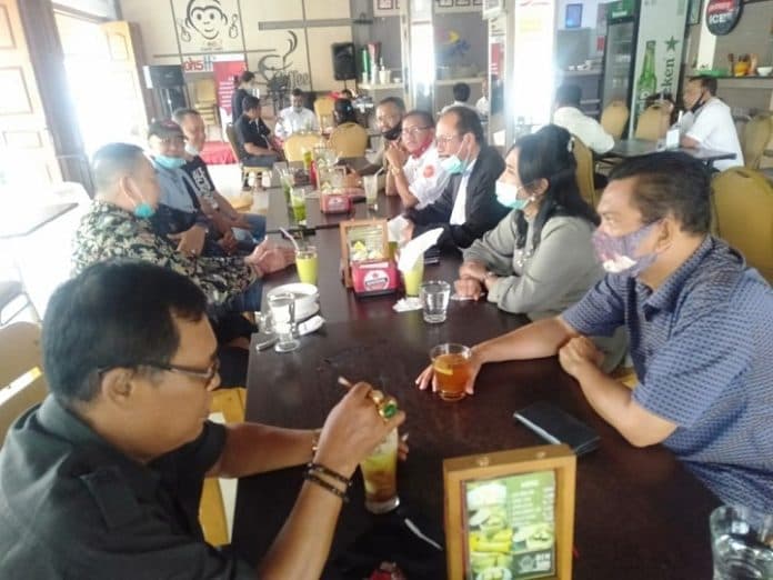 asner_dan_tokoh_tionghoa_heran_kenapa_siantar_bisa_banjir