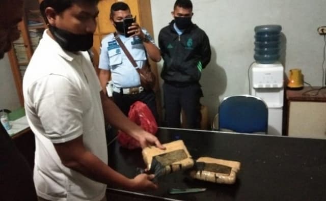 astaga_lapas_banceuy_dilempar_sabu_lapas_siantar_dilempar_45_kg_ganja