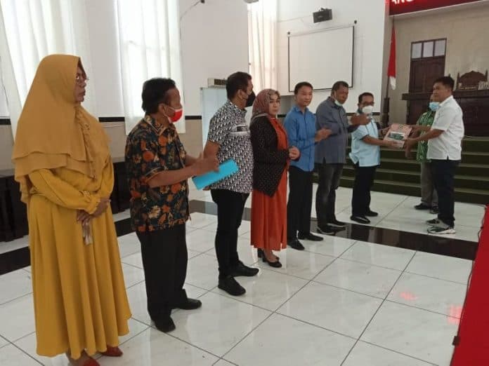 astronout_dan_tongam_terpilih_jadi_ketua_dan_waket_pansus_rpjmd_siantar_2022_2027