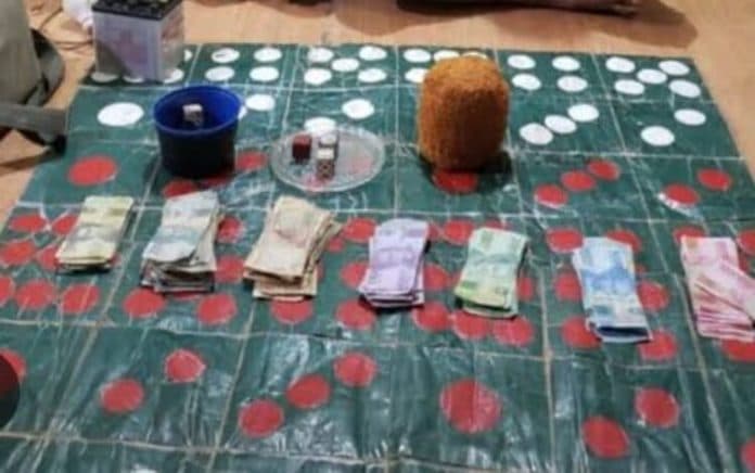 asyik_main_judi_dadu_di_komplek_pasar_mmtc_6_warga_sampali_ditangkap_polisi
