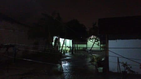 atap_seng_ryan_kost_di_jalan_katu_lubuk_pakam_jebol_dilempar_otk