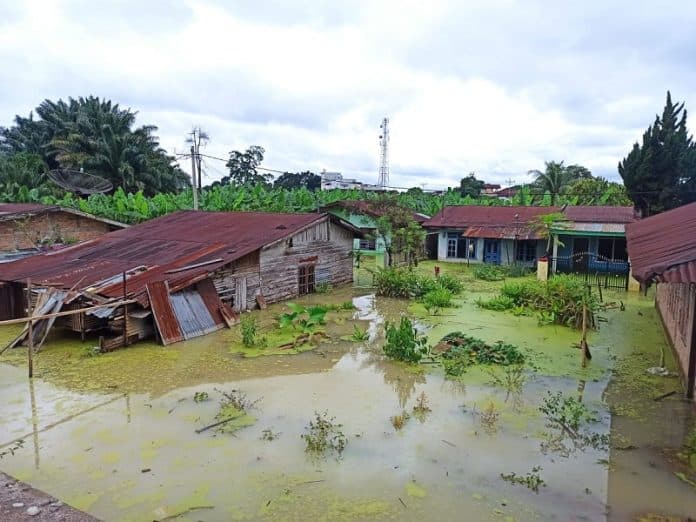 atasi_banjir_di_tambun_nabolon_lurah_kita_akan_buat_saluran_buangan