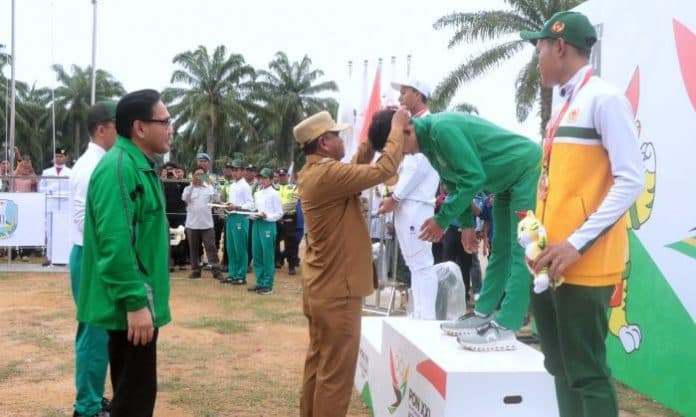 atlet_balap_sepeda_jatim_raih_emas_di_nomor_itt_putra_dan_putri
