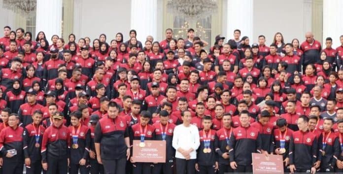 atlet_dan_pelatih_sea_games_kamboja_terima_bonus_rp289_miliar