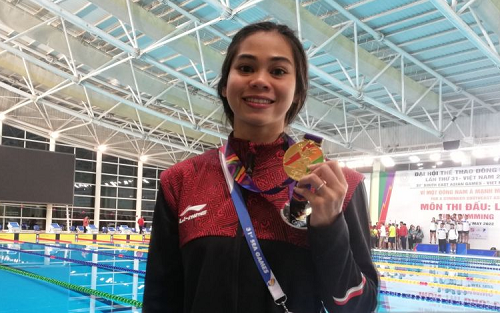 atlet_renang_sirip_indonesia_janis_rosalita_raih_1_medali_emas_sea_games_2021