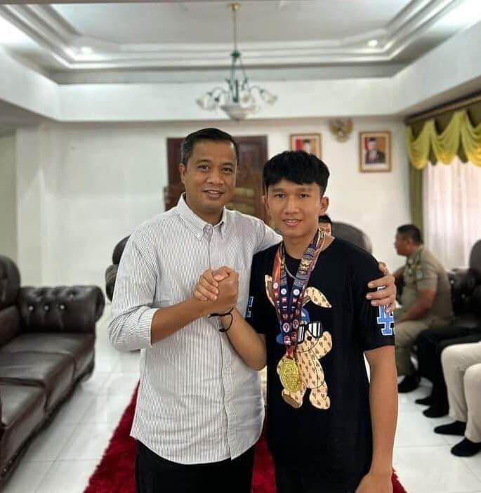 atlet_wushu_genea_elyos_silaban_akan_wakili_indonesia_di_mancanegara