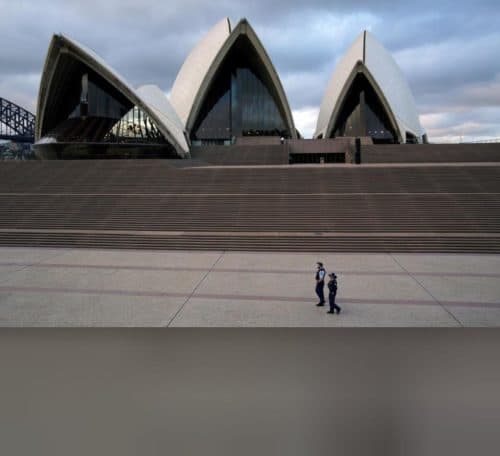 australia_imbau_orang_berusia_muda_lakukan_tes_setelah_dipercepatnya_pelonggaran_pembatasan