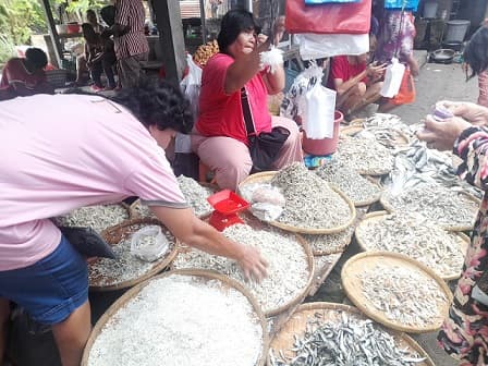 awal_tahun_pasokan_sedikit_harga_ikan_asin_naik