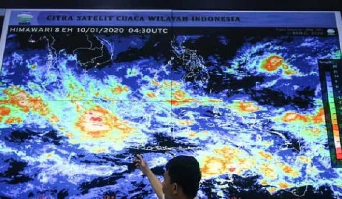 awas_ancaman_hujan_lebat_akibat_gelombang_mjo