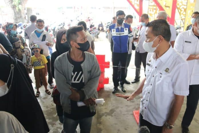 awas_kerumunan_dishub_medan_dirikan_15_posko_pengambilan_tiket_mudik_gratis