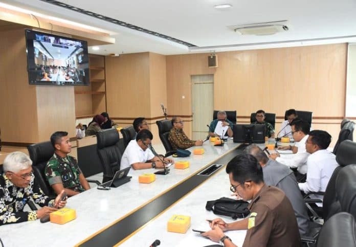 awasi_pilkada_sumut_serentak_tim_pemantauan_mulai_fokus_pada_keamanan