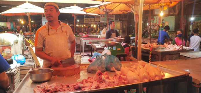 ayam_potong_dan_cabai_mahal_pengusaha_ayam_geprek_meradang