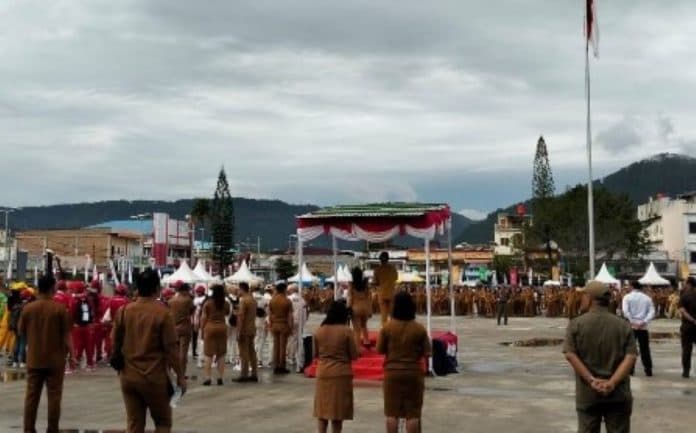 babak_uji_coba_cabor_ski_air_di_balige_ditunda_penonton_kecewa