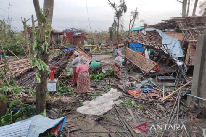 badai_siklon_mocha_terjang_bangladesh_dan_myanmar_lebih_400_orang_tewas