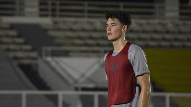 baggott_cetak_sejarah_jadi_pemain_indonesia_pertama_main_di_piala_fa