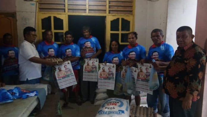 baginda_lumbangaol_bantu_korban_banjir_dan_kebakaran