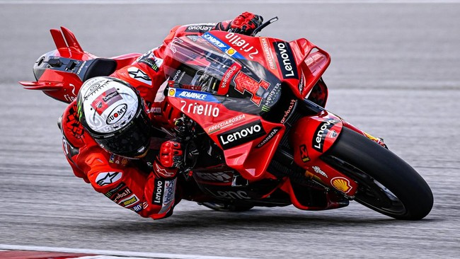 bagnaia_tercepat_di_motogp_portugal_2023_marquez_tabrak_oliveira