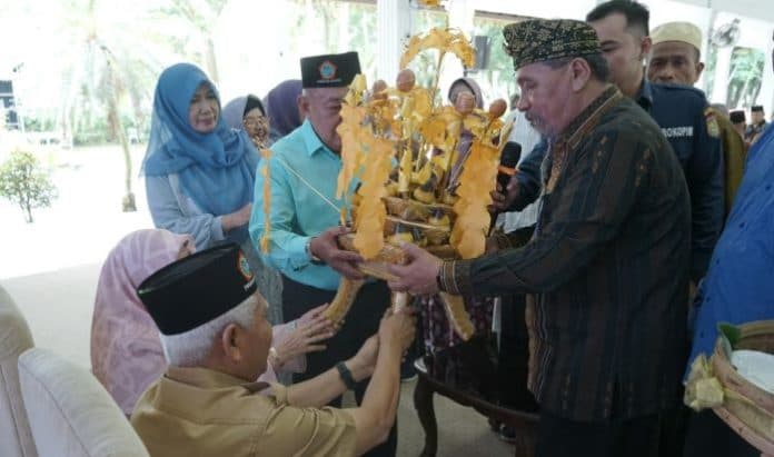 bakal_dampingi_bobby_jadi_gubernur_pwri_upah_upah_bupati_asahan