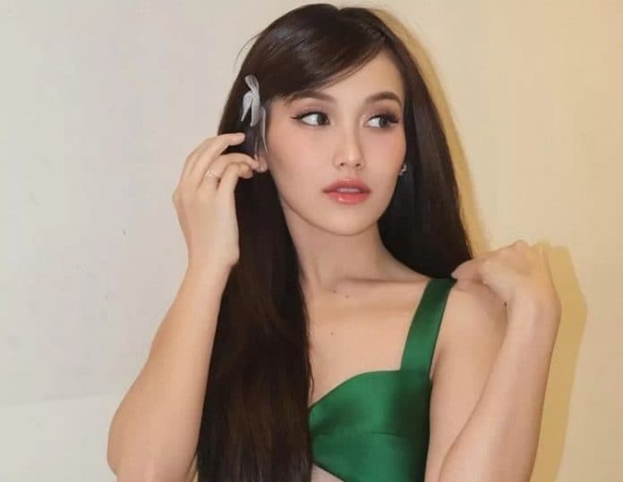 bakal_dinikahi_perwira_tni_ayu_ting_ting_hanya_minta_doa