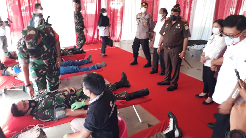 baksos_donor_darah_kodim_0207simalungun_warnai_hut_ke_76_persit_kartika_chandra