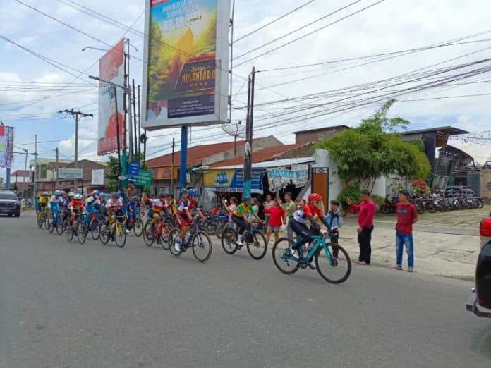balap_sepeda_melintasi_kota_siantar_kasat_lantas_zero_insiden