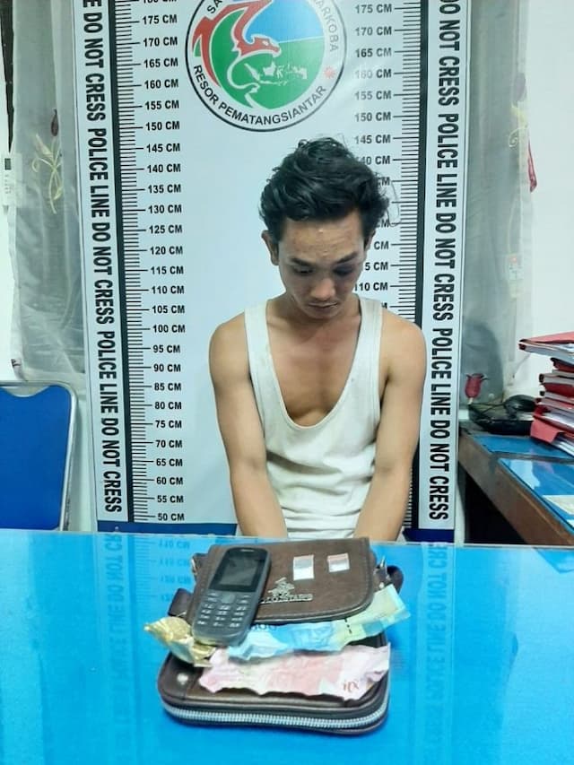 bandar_sabu_termakan_umpan_satres_narkoba_pengedar_disuruh_kontak_akhirnya_masuk_perangkap