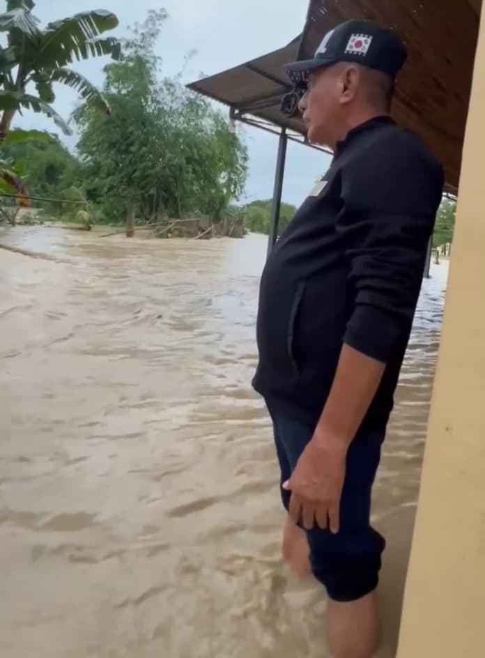banjir_di_delitua_15_meter_edy_berdampak_ke_penggunaan_hak_pilih