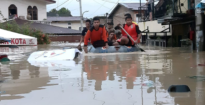 banjir_di_medan_4_orang_hilang_dan_2_meninggal_dunia