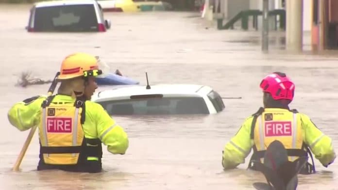 banjir_sebabkan_empat_warga_tewas_di_selandia_baru_auckland_masih_akan_diguyur_hujan
