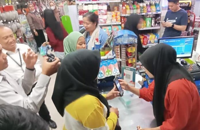 bank_indonesia_gelar_promo_belanja_kemerdekaan_pakai_qris_di_siantar