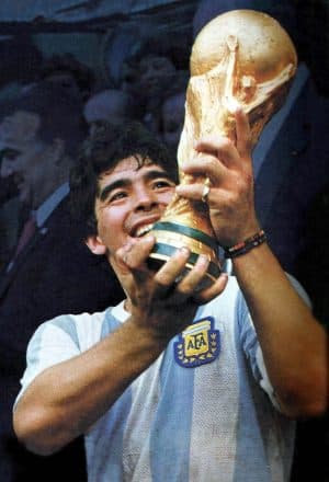 barcelona_hadapi_boca_juniors_untuk_mengenang_maradona