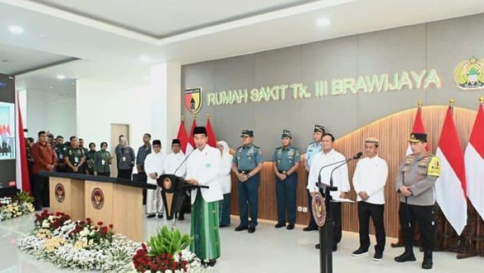 bareng_prabowo_jokowi_resmikan_2_rumah_sakit_tni_di_jawa_timur