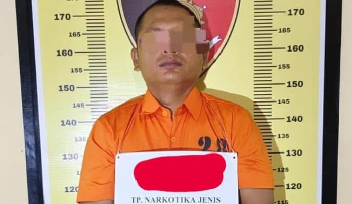 baru_10_hari_menjabat_kapolsek_sibolga_sambas_pengedar_sabu_diringkus