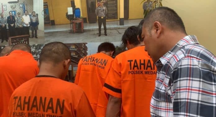 baru_25_jam_usai_rampok_emas_pria_di_medan_diringkus_polisi