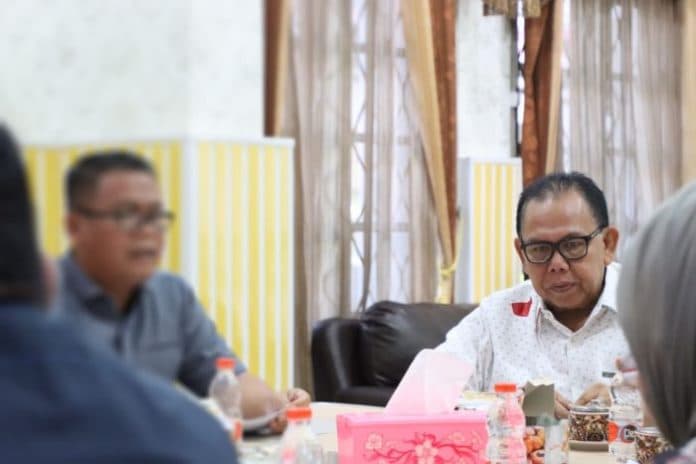 baskami_ginting_dorong_penanganan_banjir_bandang_humbahas_lintas_sektoral