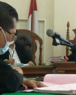 bawa_10_kg_sabu_tiga_kurir_asal_aceh_utara_dituntut_penjara_seumur_hidup