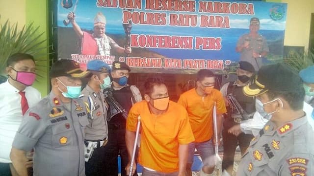 bawa_2_kg_sabu_dua_kurir_tersungkur_ditembak_polisi