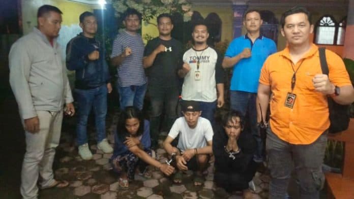 bawa_sabu_2_pria_dan_1_wanita_di_medan_diciduk_polisi