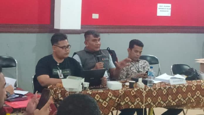 bawaslu_beri_kpu_labura_ekstra_satu_hari_untuk_penghitungan_suara