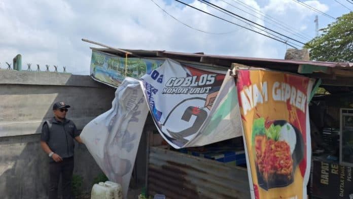 bawaslu_labuhanbatu_tertibkan_apk_di_hari_pertama_masa_tenang