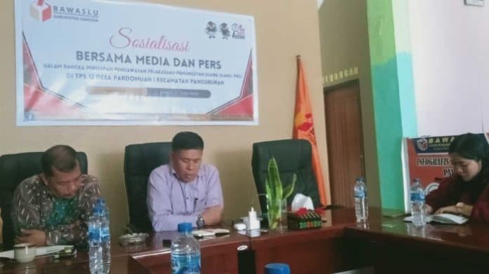 bawaslu_samosir_belum_ada_terima_laporan_pelanggaran_psu_di_tps_12