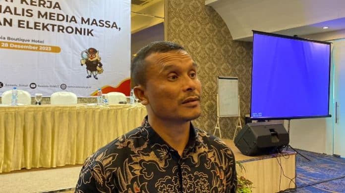 bawaslu_sumut_minta_laporan_tertulis_soal_logistik_pemilu_2024_untuk_kepulauan_nias_ditemukan_di_gudang_ilegal