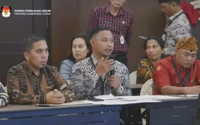 bawaslu_sumut_pertanyakan_kelebihan_surat_suara_pilgubsu_di_simalungun