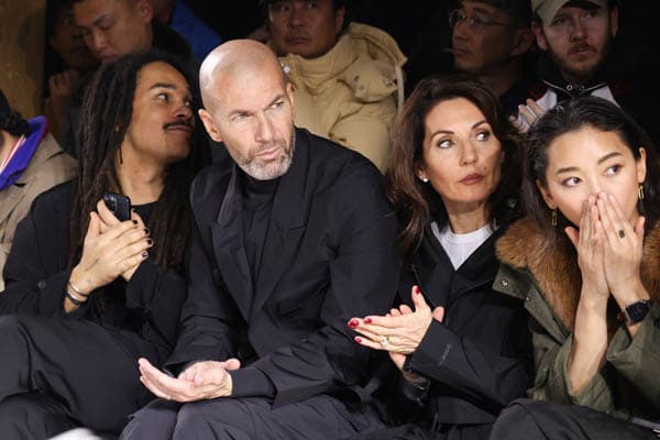 bayern_munich_disebut_sudah_hubungi_agen_zidane