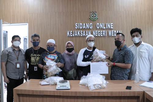 bb_perampokan_2_toko_emas_di_simpang_limun_dikembalikan_kejari_medan_ke_pemiliknya