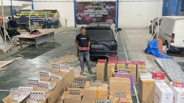 bea_cukai_langsa_amankan_332800_batang_rokok_ilegal